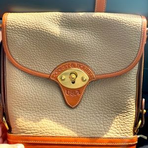 Dooney and Bourke crossbody bag